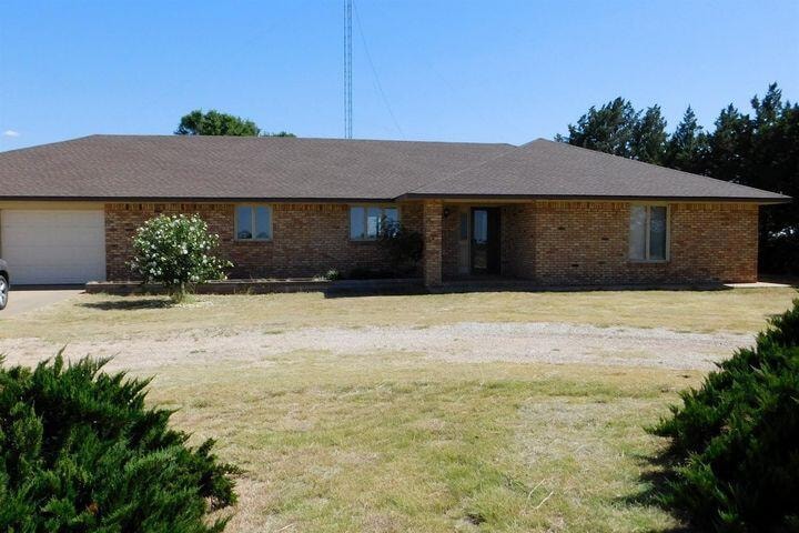 2560 Farm To Market Road 145, Muleshoe, TX 79347 - photo 1