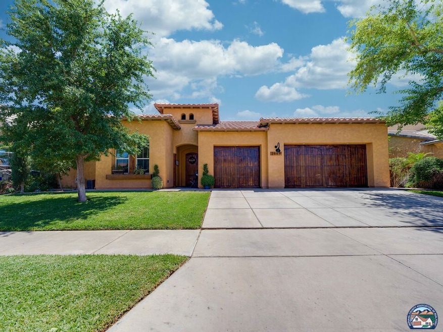 For Sale $739,900