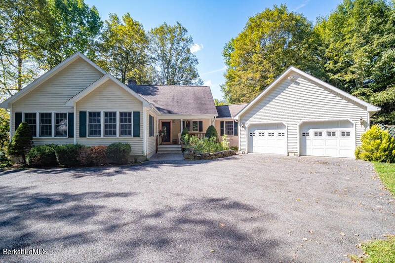 39 Pixley Rd, Great Barrington, MA 01230 - photo 1