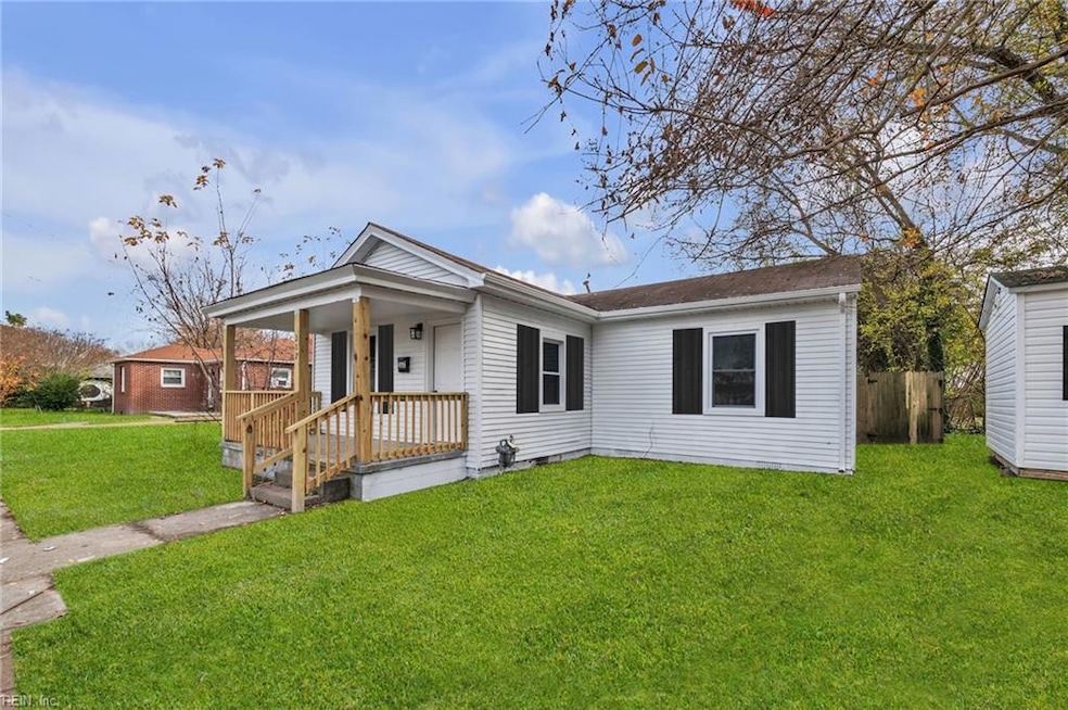 202 Clay St, Hampton, VA 23663 - photo 1