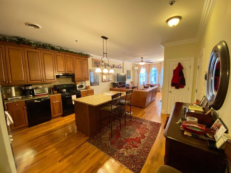 327 Pavonia Ave unit 2, Jersey City, NJ 07302 - photo 1