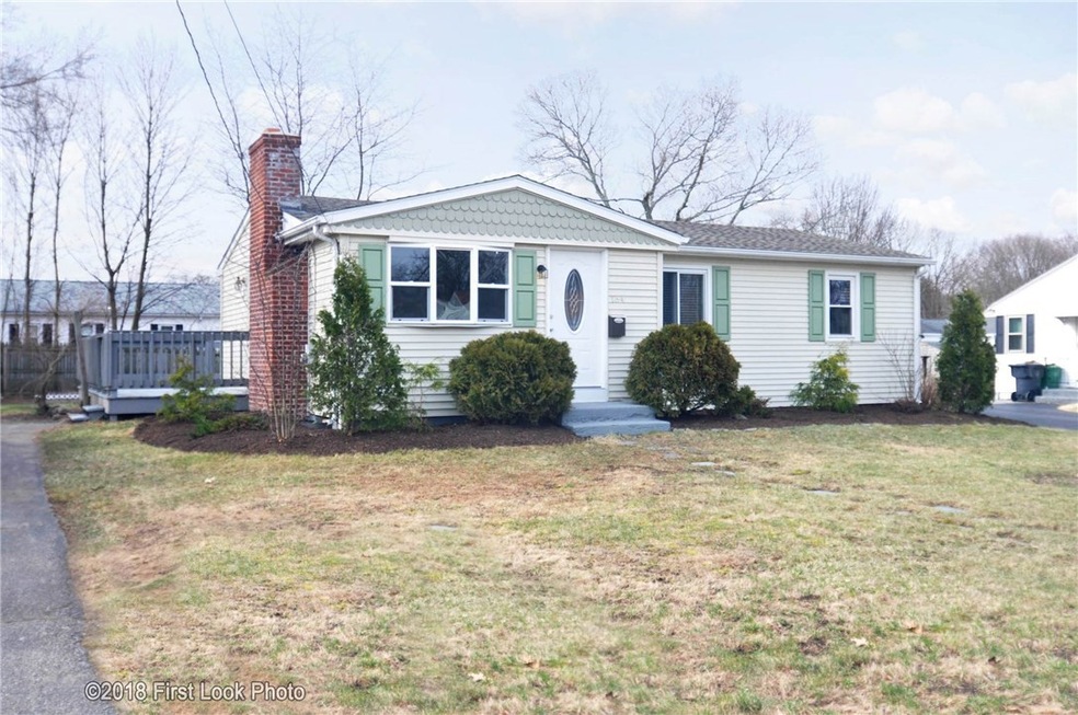 164 Partition St, Warwick, RI 02888 - photo 1