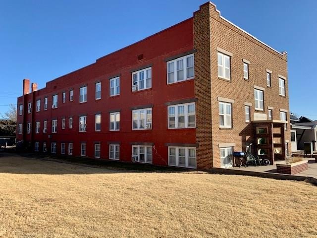 222 N 6th St, Wakeeney, KS 67672 - photo 1