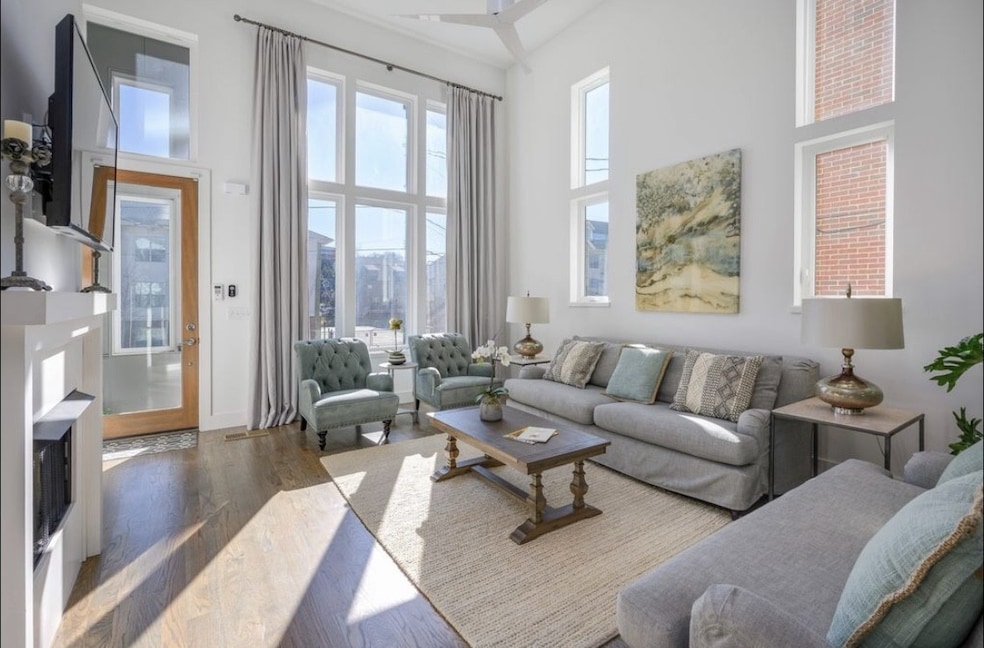 For Rent $5,500/month