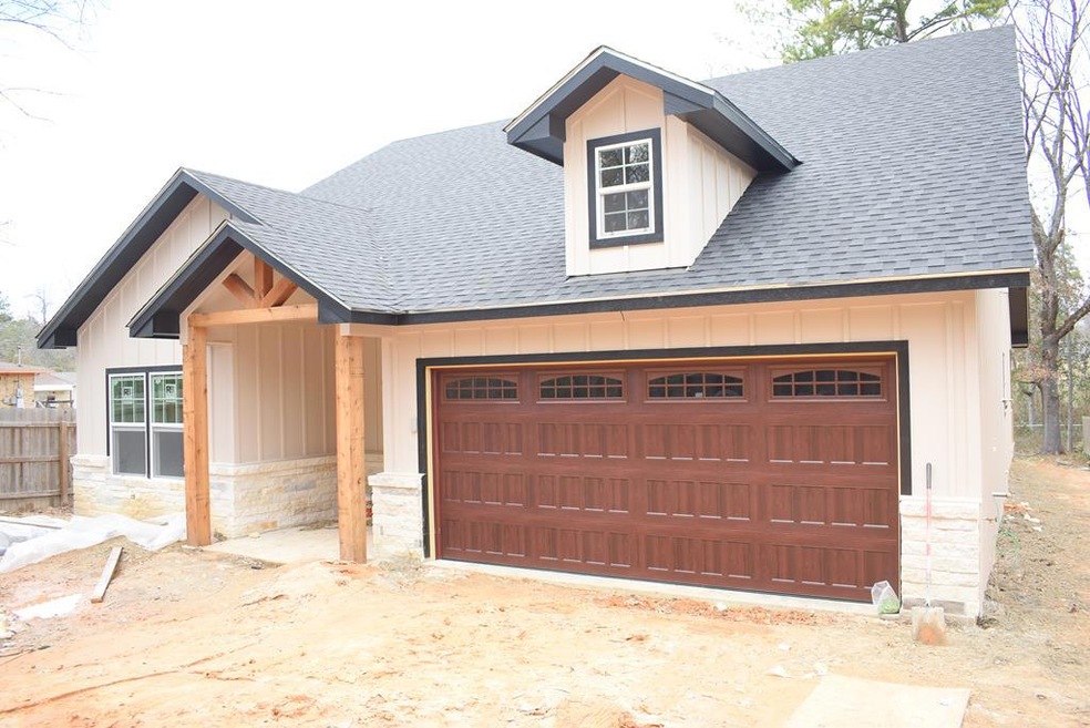 1806 Joyce Ave, Nacogdoches, TX 75964 - photo 1