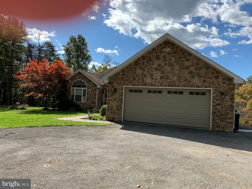 181 Phyllis Place, Berkeley Springs, WV 25411 - photo 1
