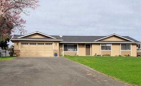 1424 Wineteer Ln, Grants Pass, OR 97527 - photo 1