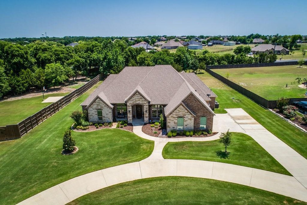 Beautiful Olsen Custom Home on just over an acre!