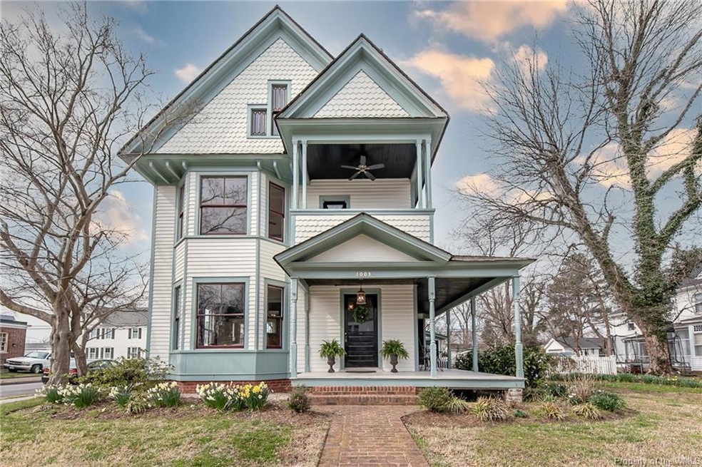 1003 10th St, West Point, VA 23181 - photo 1