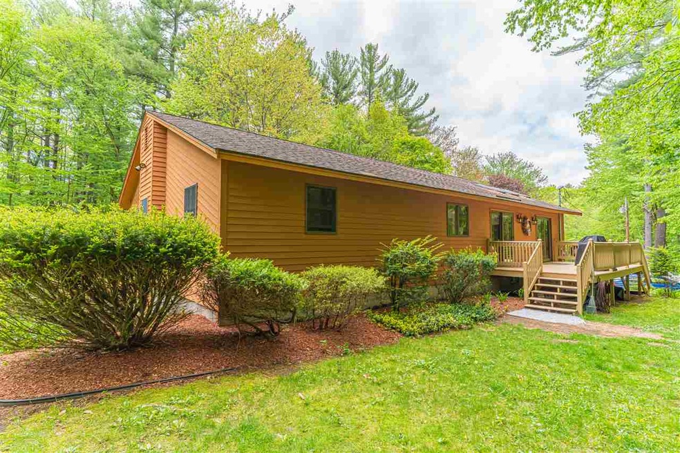 18 Rowell Rd, Sandown, NH 03873 - photo 1