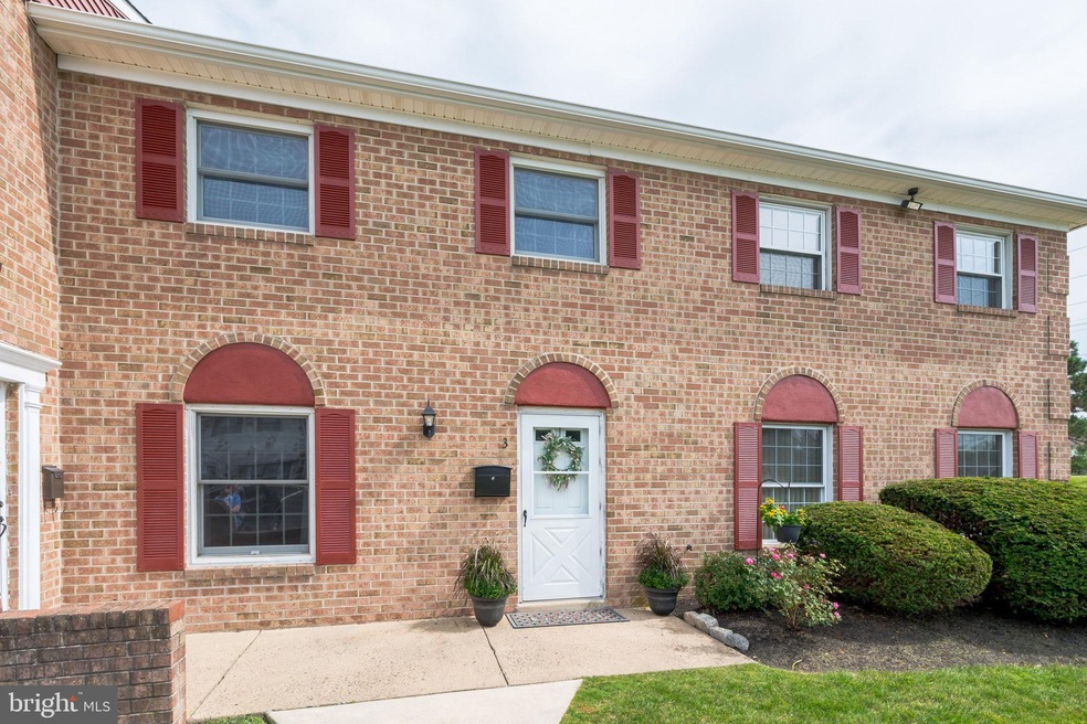 3 Kerwick Ct, North Wales, PA 19454 - photo 1