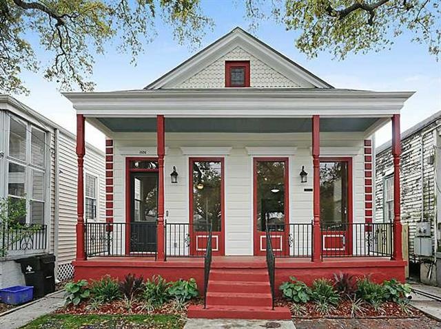 Facade/Exterior Front.