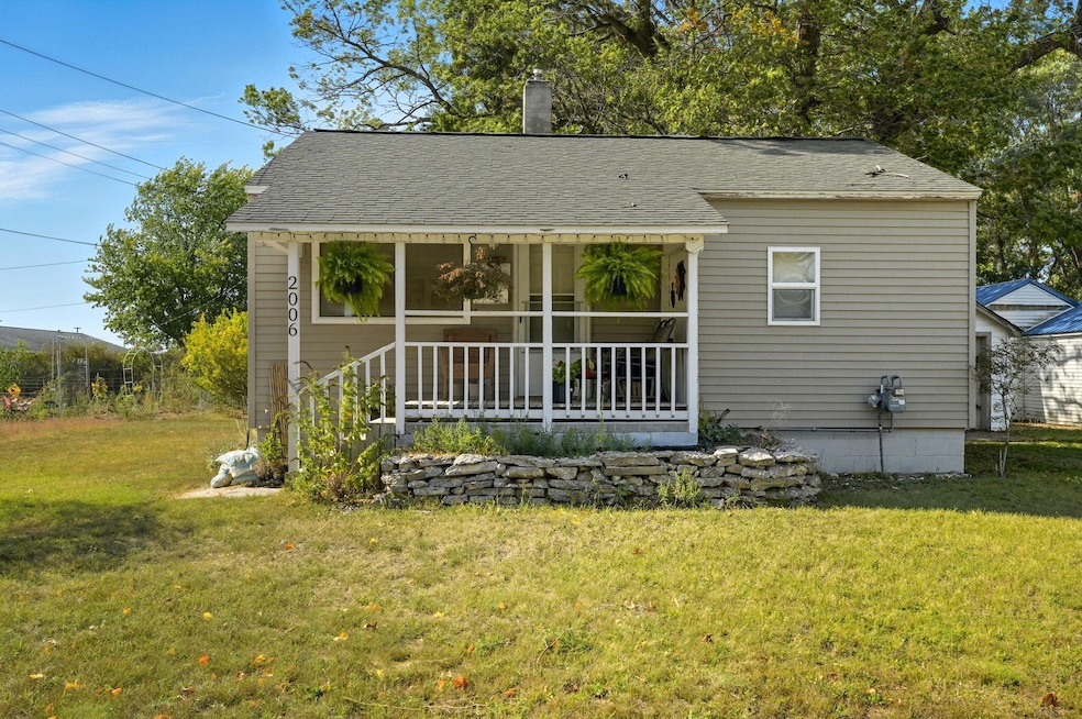 Sold $125,000 • Co-Listing Agent