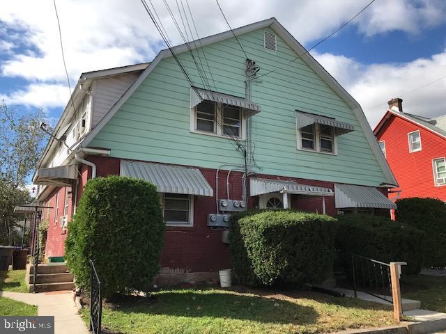 48 S 6th St unit 5, Quakertown, PA 18951 - photo 1