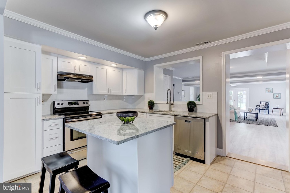 13213 Birdale Ave, Middle River, MD 21220 - photo 1