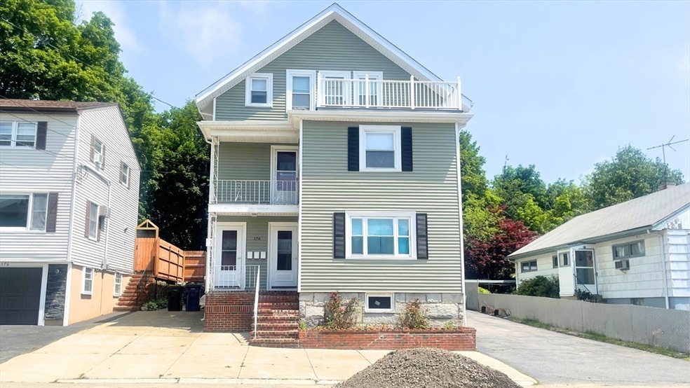 174 Ocean Ave W unit 2, Salem, MA 01970 - photo 1