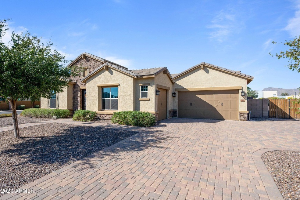 4416 N 185th Ave, Goodyear, AZ 85395 - photo 1