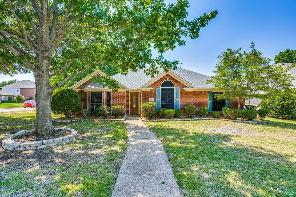 2803 Madison Ct, Richardson, TX 75082 - photo 1