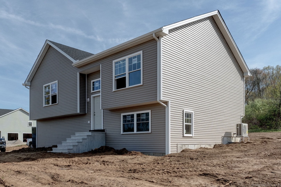 1153 Windham Rd, Windham, CT 06266 - photo 1