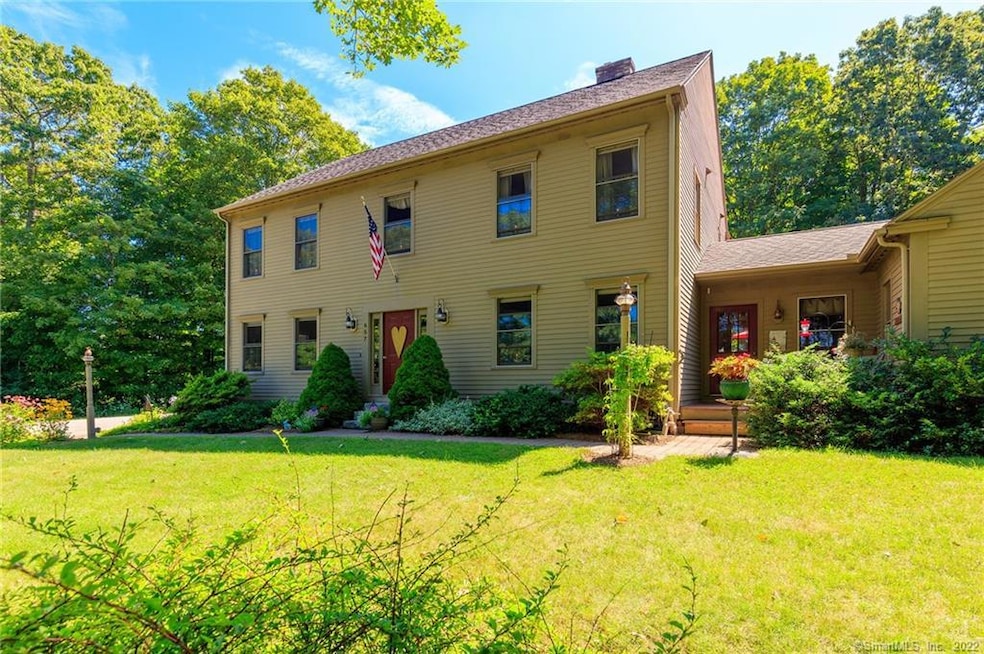 657 Pomfret St, Pomfret Center, CT 06259 - photo 1