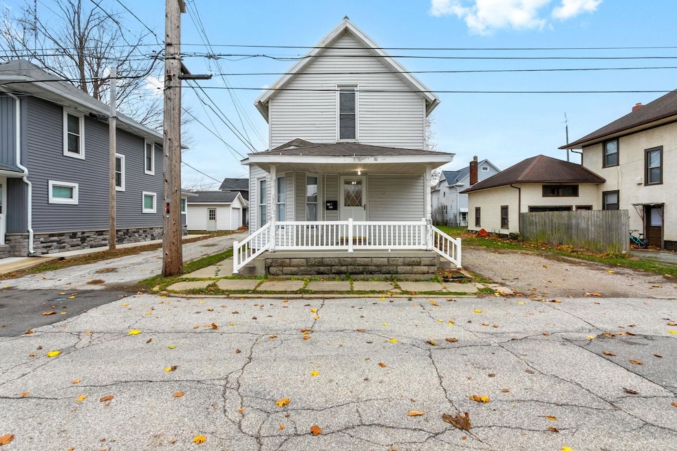 212 New St, Goshen, IN 46526 - photo 1