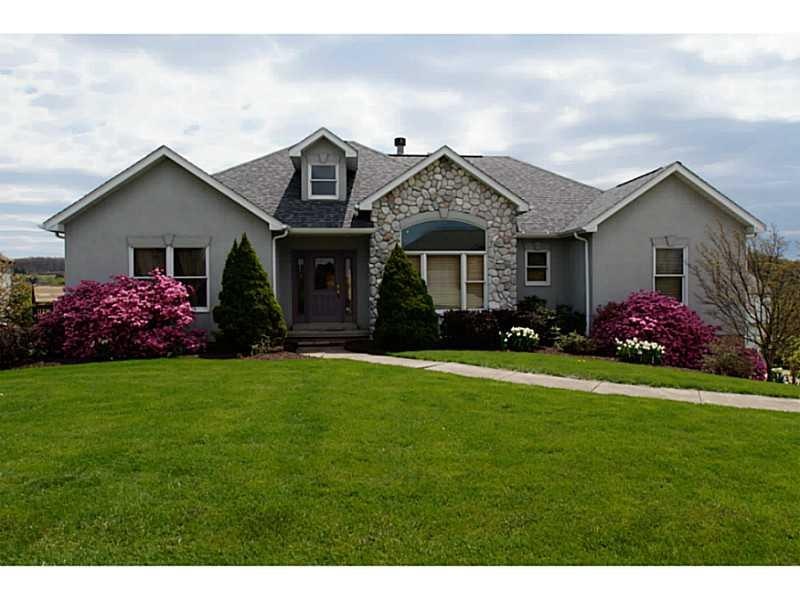 Exterior Front. Welcome Home to 904 Sawgrass Drive