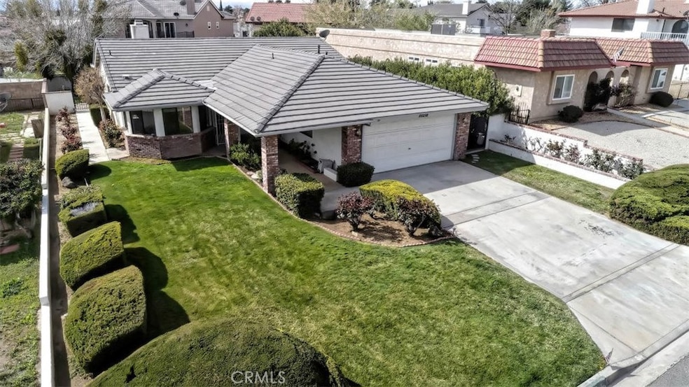 18025 Pebble Beach Dr, Victorville, CA 92395 - photo 1