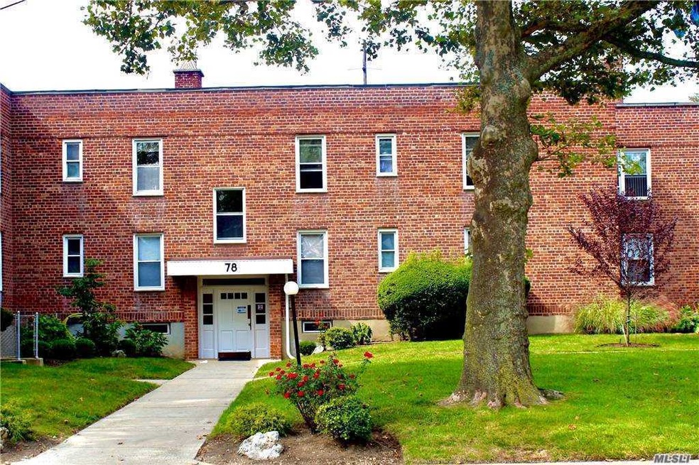 78 Gibson Blvd unit 2D, Valley Stream, NY 11581 - photo 1