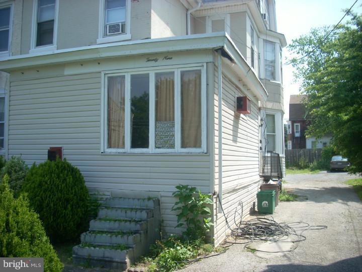 29 N Wycombe Ave unit 1, Lansdowne, PA 19050 - photo 1