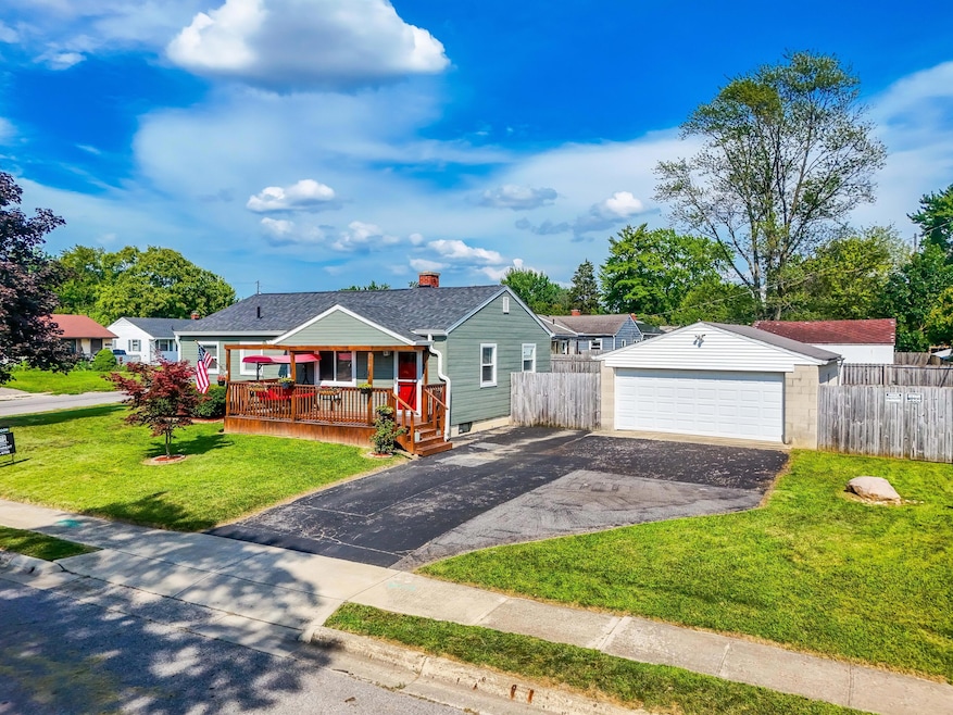 876 Lenore Ave, Columbus, OH 43224 - photo 1