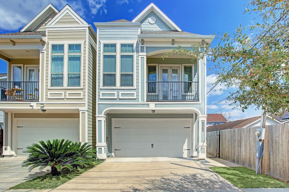 523 Fugate St, Houston, TX 77009 - photo 1