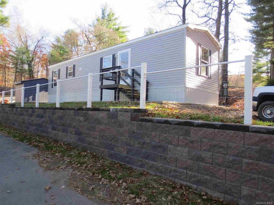 92 Yantz Rd unit 2, Red Hook, NY 12571 - photo 1