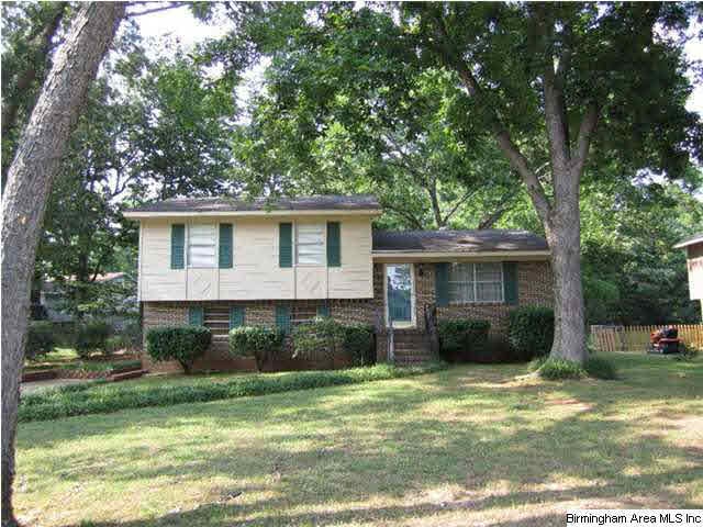 1004 Turner Ln, Birmingham, AL 35215 - photo 1