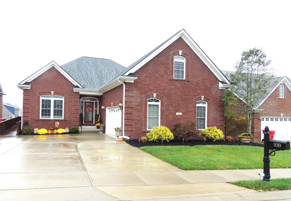 108 Wisteria Ln, Frankfort, KY 40601 - photo 1