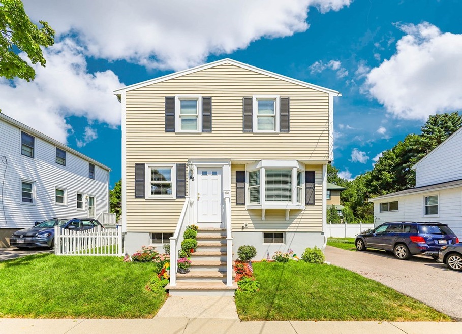 98 Edgemere Rd, West Roxbury, MA 02132 - photo 1