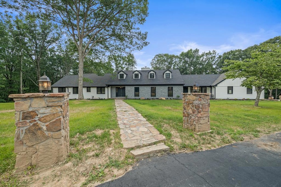 351 Mountain Top Ln, Cookeville, TN 38506 - photo 1