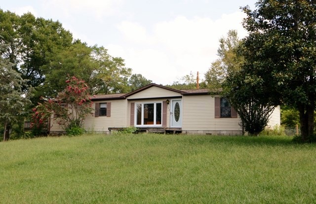 5592 Spring Creek Rd, Cookeville, TN 38506 - photo 1