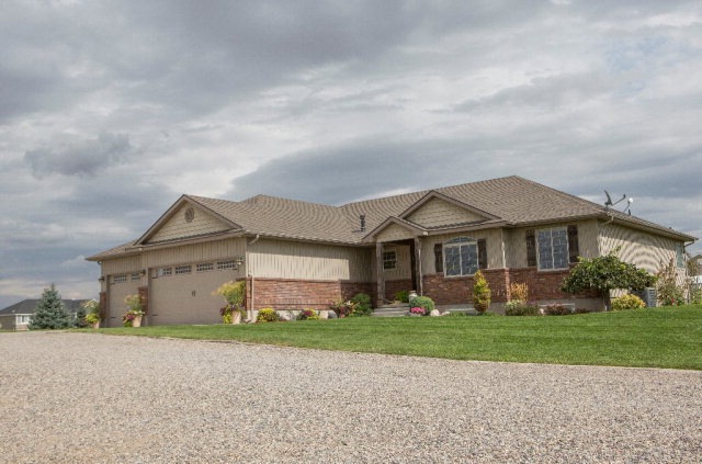 385 N 850 W, Blackfoot, ID 83221 - photo 1