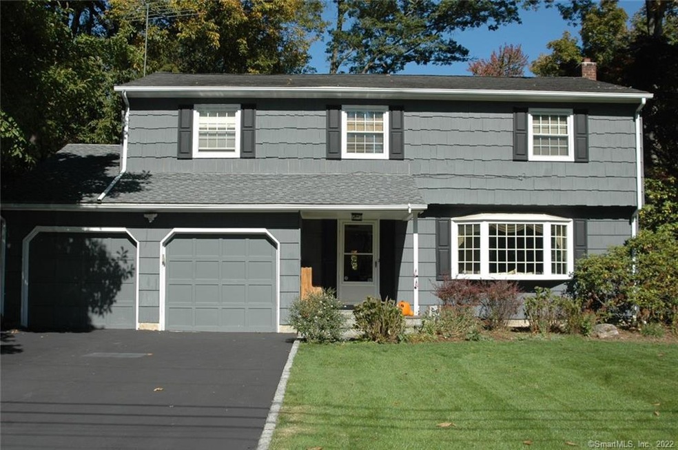 Discover this 4 bedroom colonial in desirable Silv