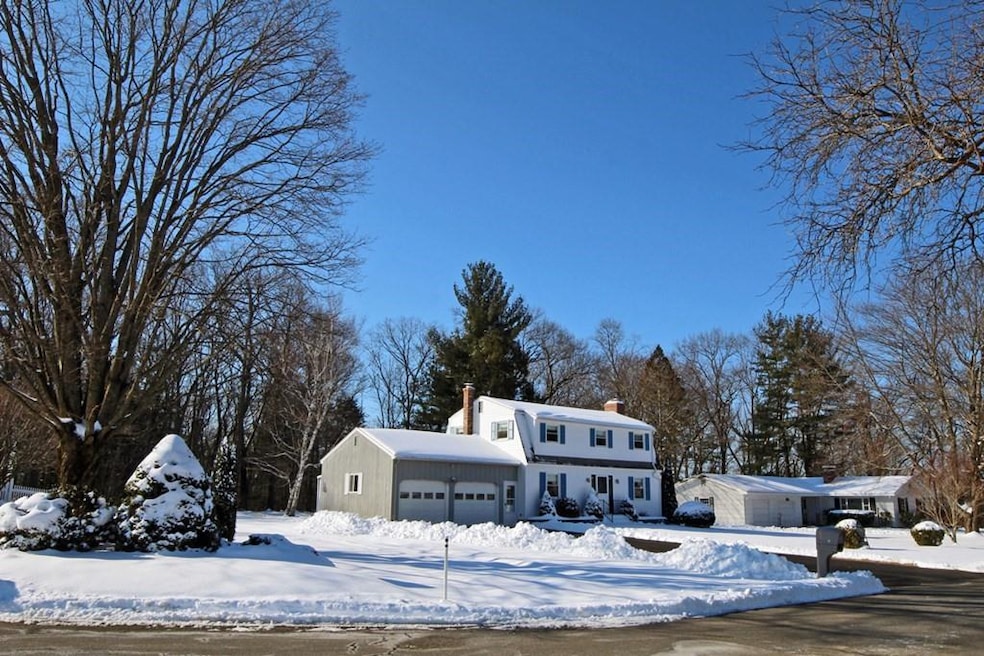 13 Sylvia Heights, Hadley, MA 01035 - photo 1