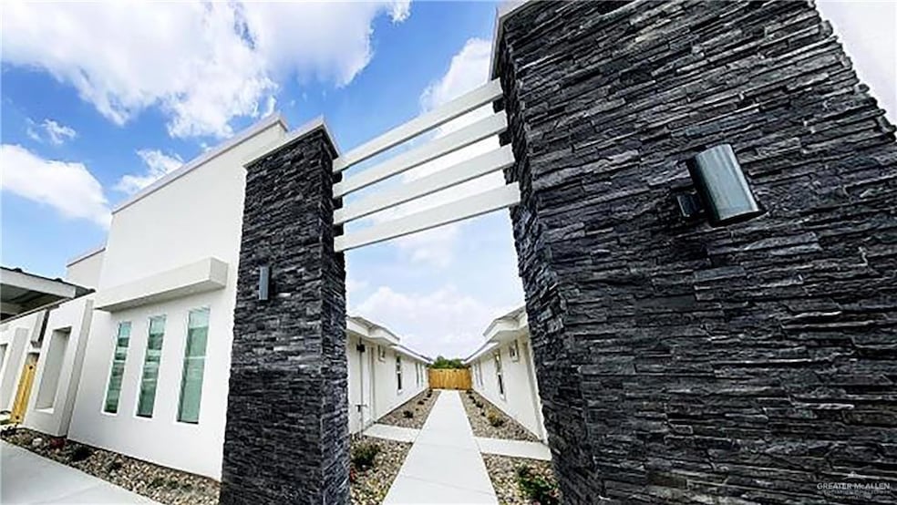 2019 Stardust Ln unit 4, Edinburg, TX 78541 - photo 1