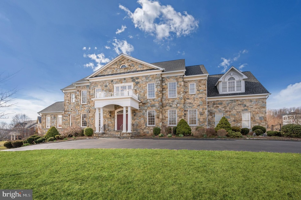 512 Grand Cypress Ct, Ashton, MD 20861 - photo 1