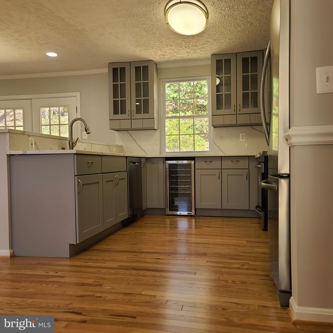 39552 Jarrell Dr, Mechanicsville, MD 20659 - photo 1