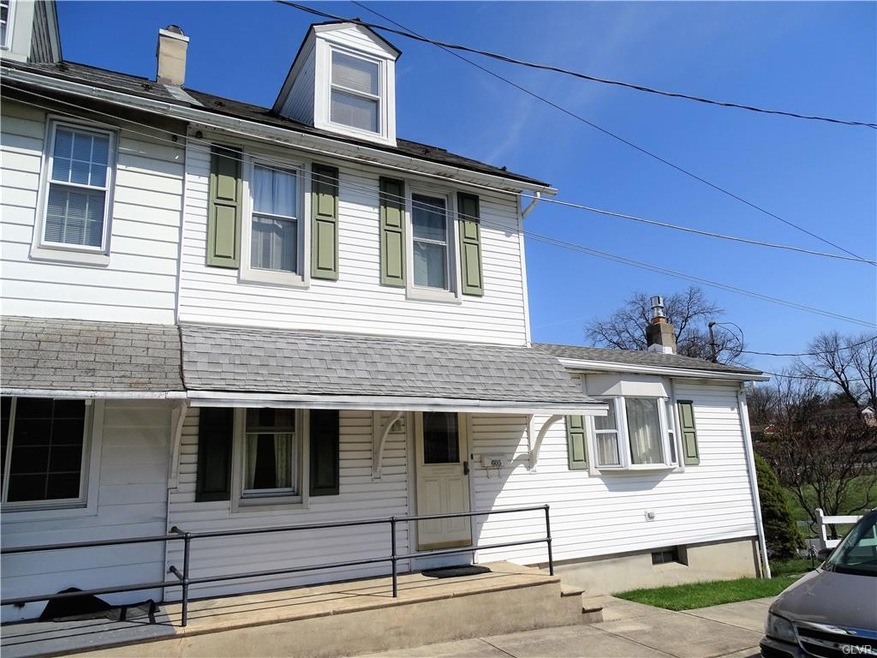 605 2nd St, Whitehall, PA 18052 - photo 1