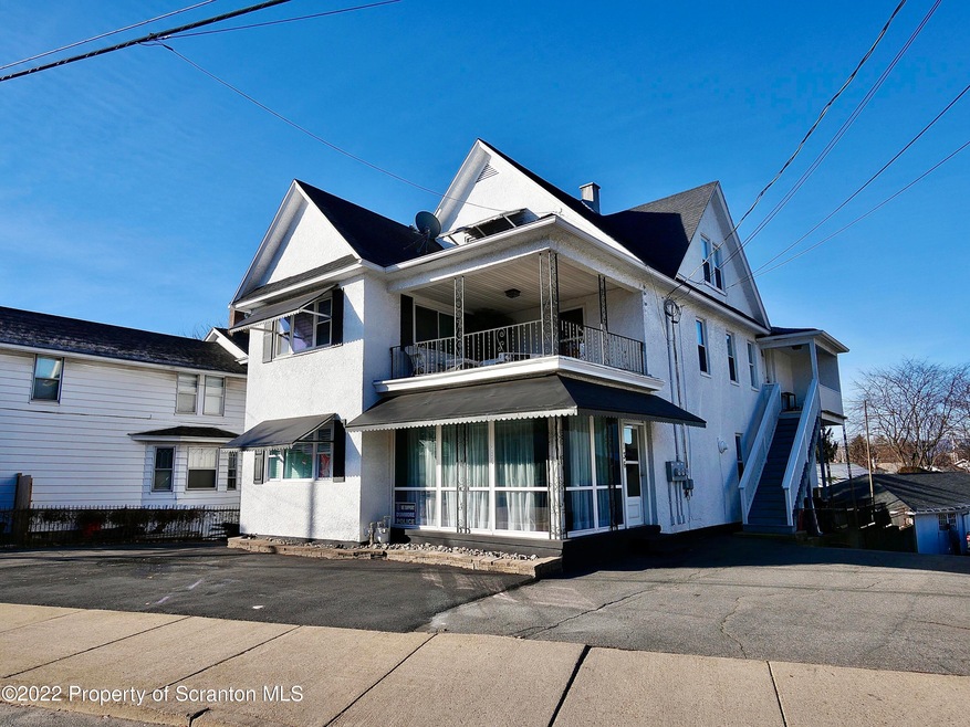 136 Chestnut St, Dunmore, PA 18512 - photo 1