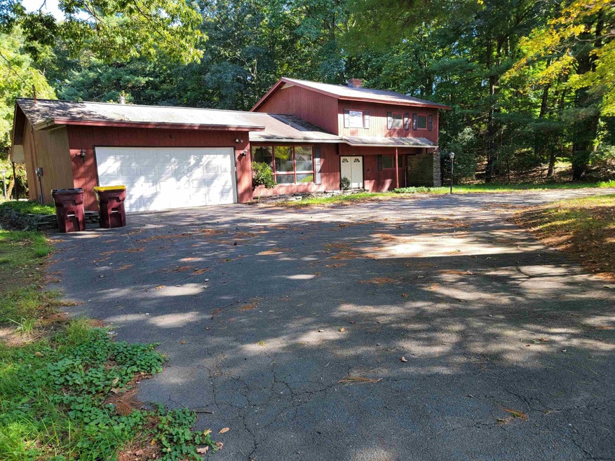 8 Marathon Dr, Troy, NY 12180 - photo 1