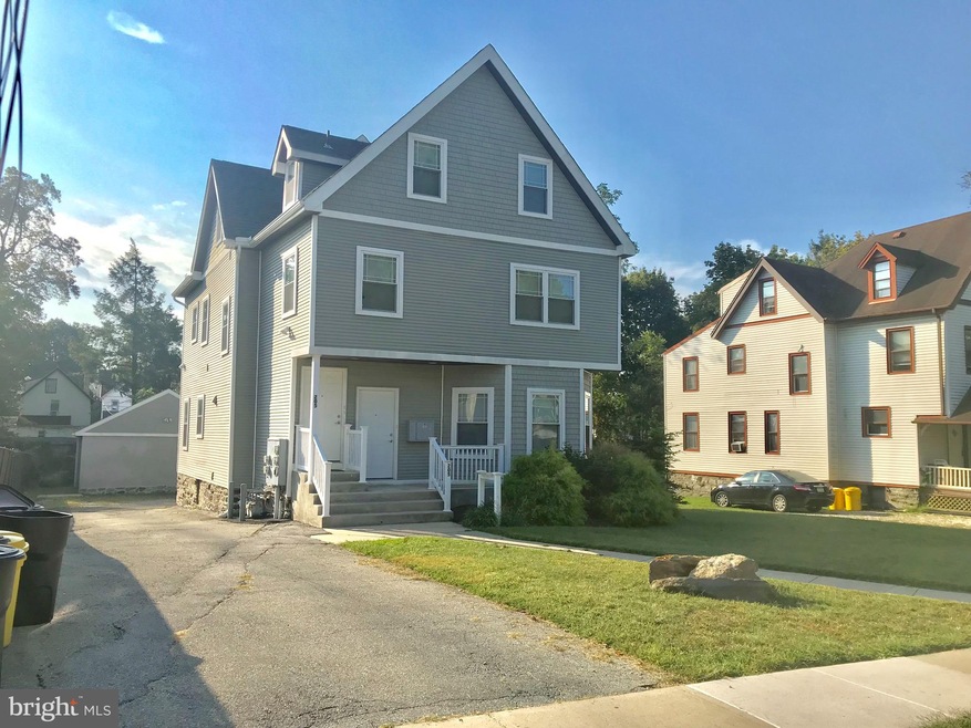 205 Lippincott Ave unit 1ST FL, Ardmore, PA 19003 - photo 1