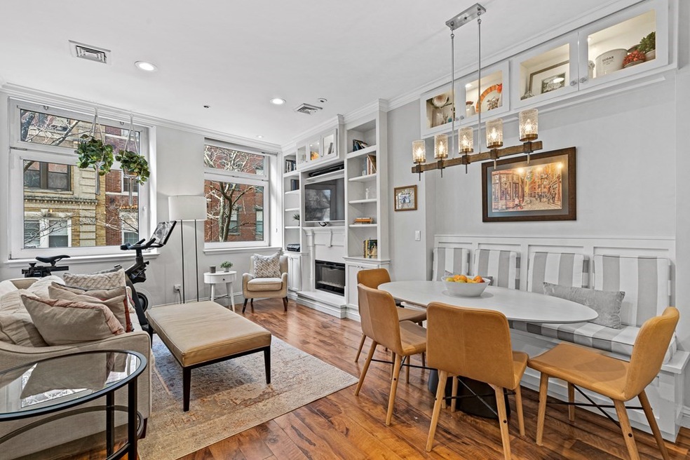 The Mariner Condominiums unit 209, Boston, MA 02109 - photo 1