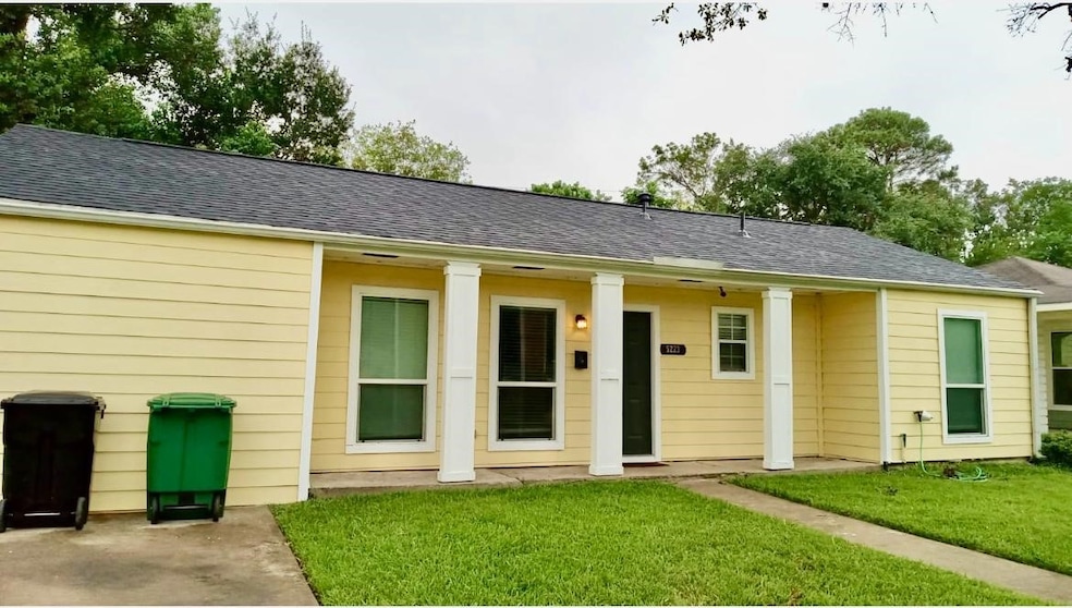 5223 Keystone St, Houston, TX 77021 - photo 1