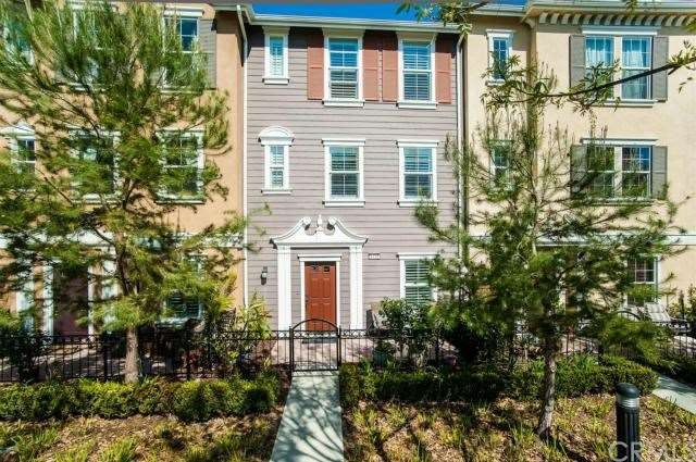 1418 Valencia has a patio for outdoor enjoyment an
